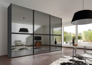 Sinfonie Plus Kleiderschrank mit Spiegel - individuell planbar