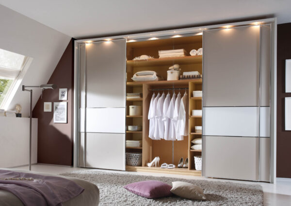 Foto 12 KS offen_cmyk