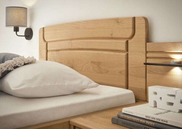 GRAZ_Erle tm_Bett90x200 Holz-KT_Detail Kopfteil