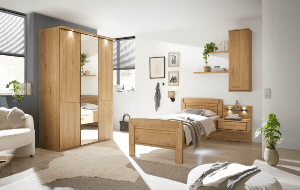 GRAZ_bearSA_10032025_Erle tm_DTS150cm m.Kranz+Bel_Bett90x200 Holz-KT+Stollen-FT_Naka60 schwebend m.P